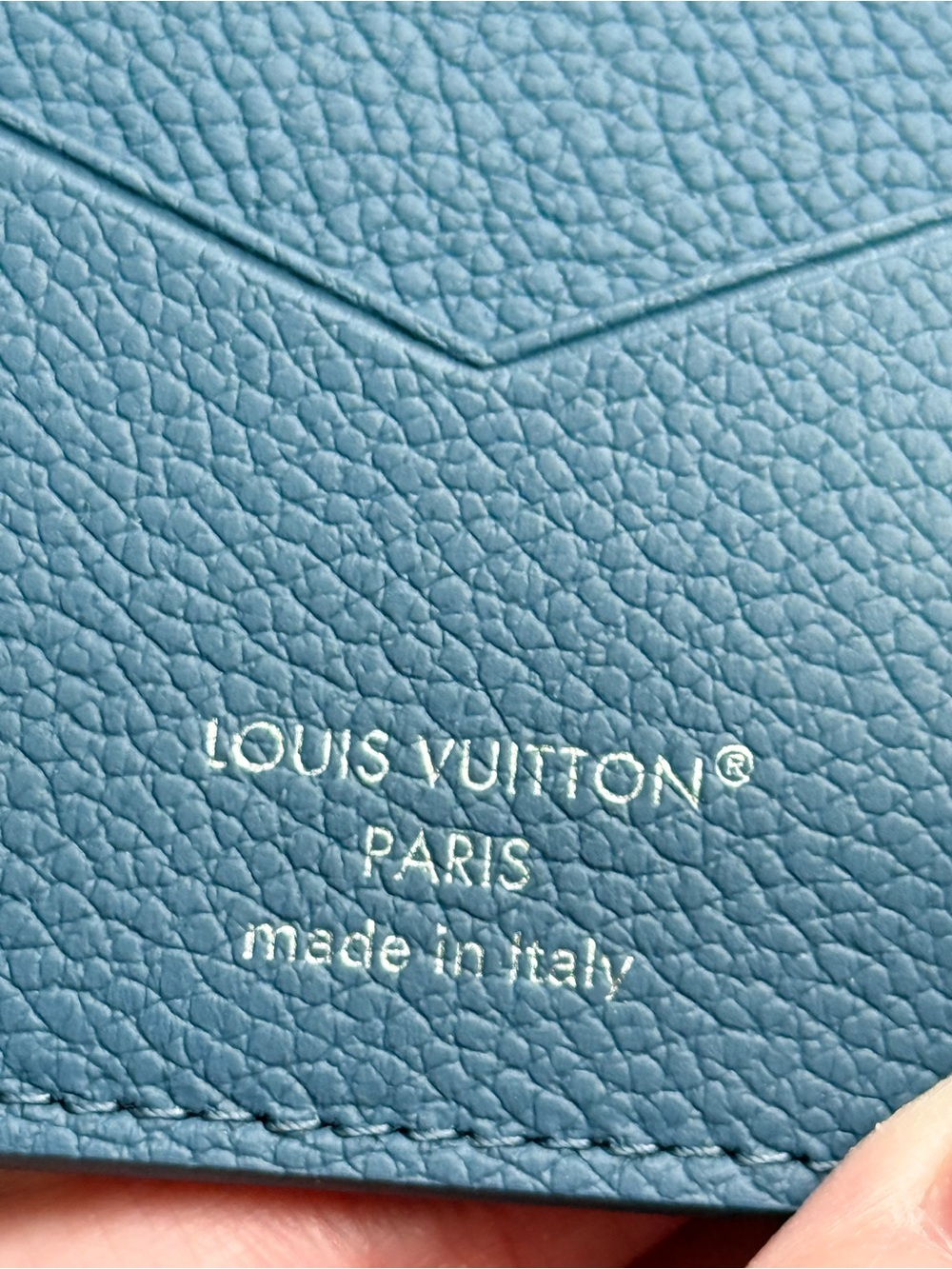 Louis Vuitton Indigo Blue Damier Graphite Passport Cover Authentic - Picture 8 of 11